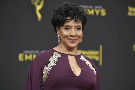 Phylicia Rashad Bio, Age, Husband, Children, Family,。